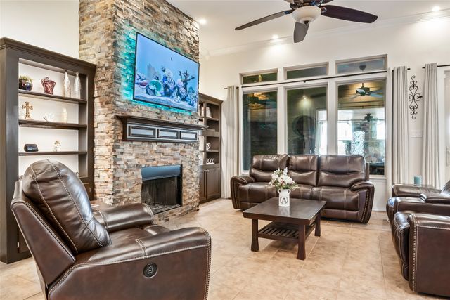 5617 Ridge Lake Drive, Fort Worth, TX 76244