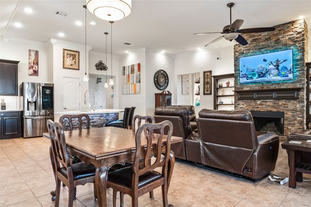 5617 Ridge Lake Drive, Fort Worth, TX 76244