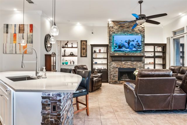 5617 Ridge Lake Drive, Fort Worth, TX 76244