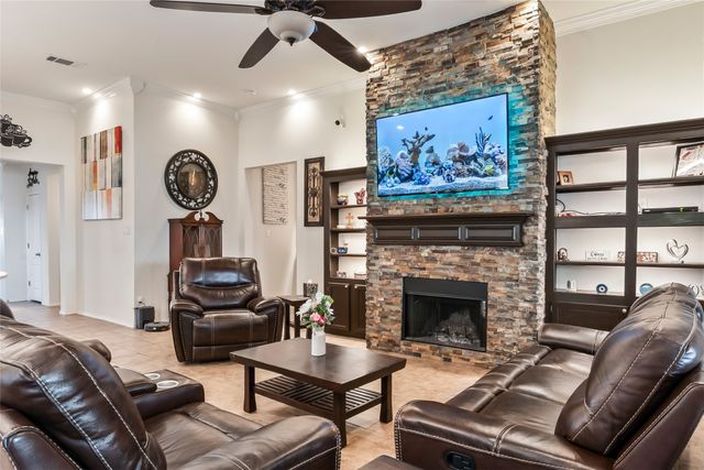 5617 Ridge Lake Drive, Fort Worth, TX 76244