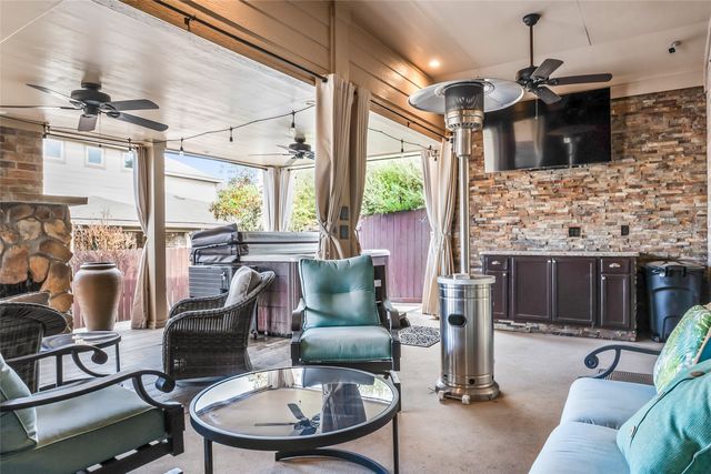 5617 Ridge Lake Drive, Fort Worth, TX 76244