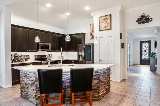 5617 Ridge Lake Drive, Fort Worth, TX 76244