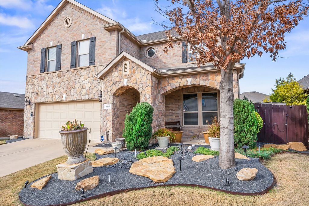 5617 Ridge Lake Drive, Fort Worth, TX 76244