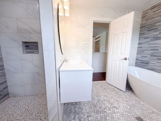 7618 Crescent Lake Court, Rosenberg, TX 77469