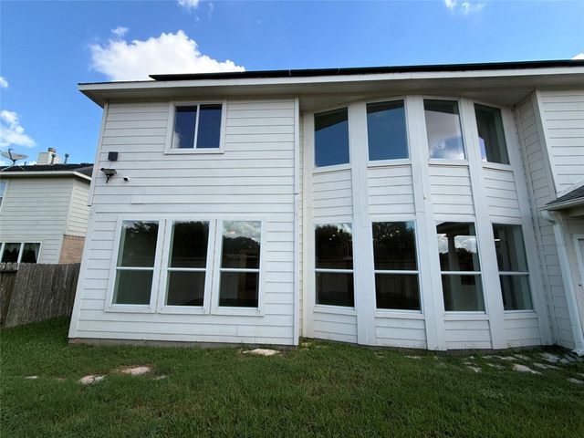 7618 Crescent Lake Court, Rosenberg, TX 77469