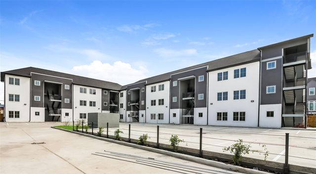 3726 Bellfort St D2, Houston, TX 77051