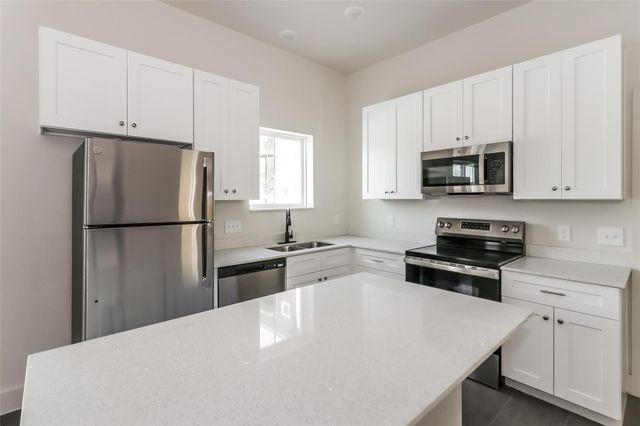 3726 Bellfort St D2, Houston, TX 77051