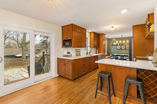 1012 45th Street, West Des Moines, IA 50266