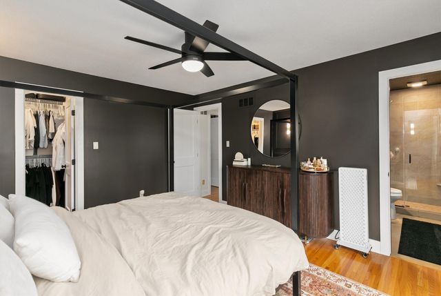 1012 45th Street, West Des Moines, IA 50266