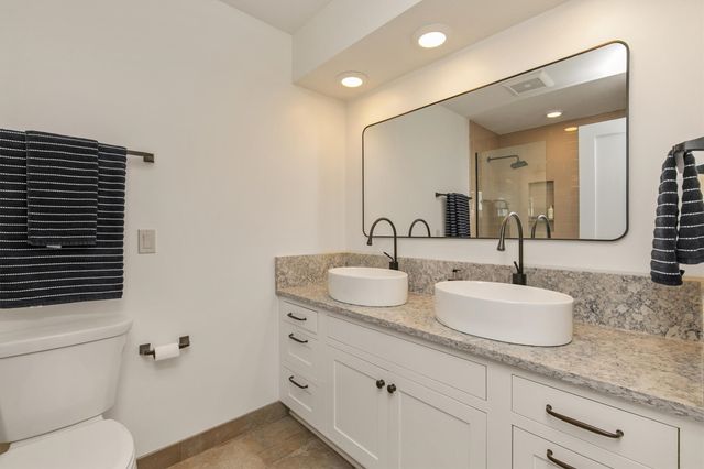 1012 45th Street, West Des Moines, IA 50266