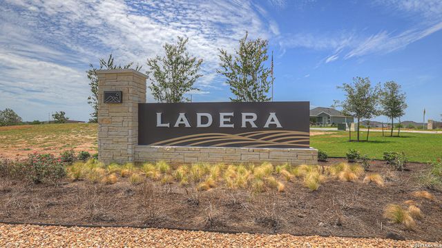303 WINDFLOWER COVE, Luling, TX 78648