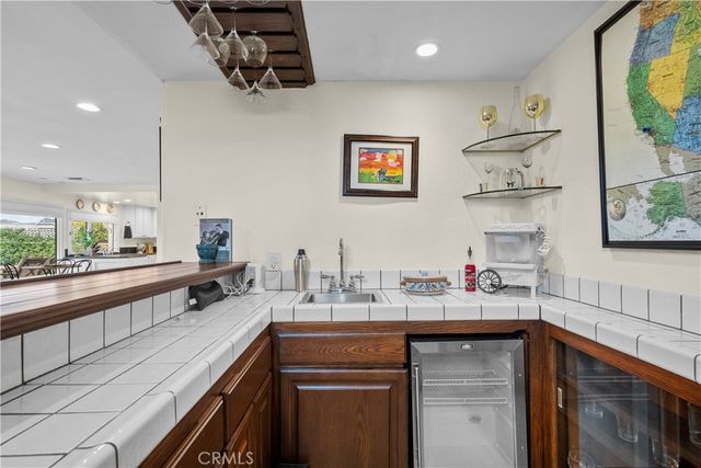 25459 Cariz Drive, Valencia, CA 91355