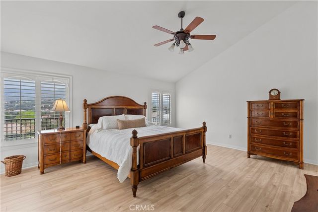 25459 Cariz Drive, Valencia, CA 91355