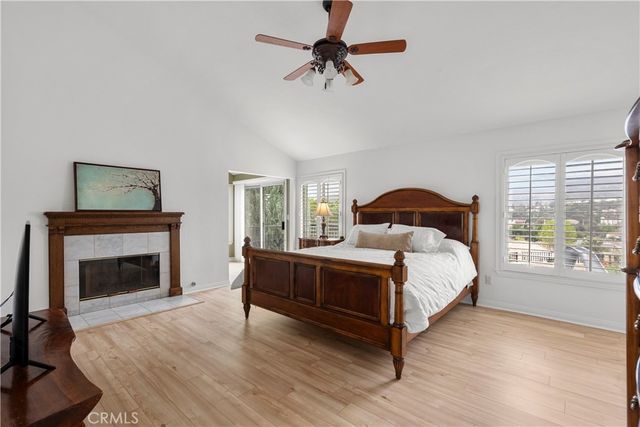 25459 Cariz Drive, Valencia, CA 91355