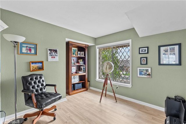 25459 Cariz Drive, Valencia, CA 91355