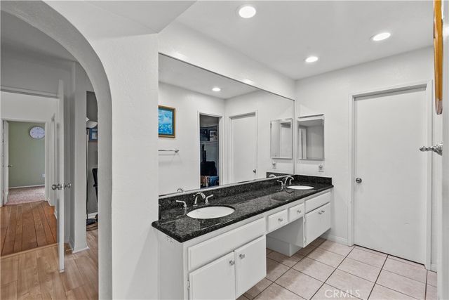 25459 Cariz Drive, Valencia, CA 91355