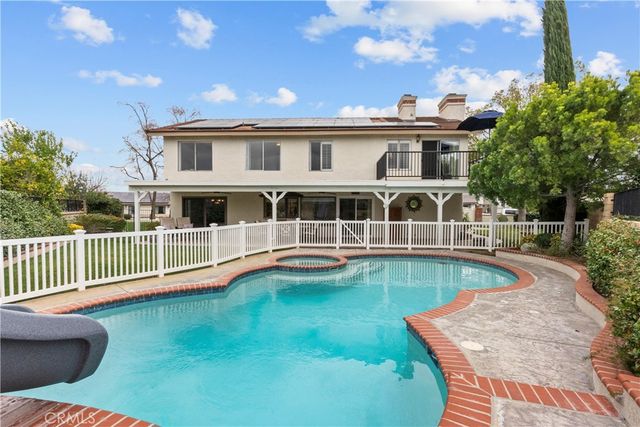 25459 Cariz Drive, Valencia, CA 91355