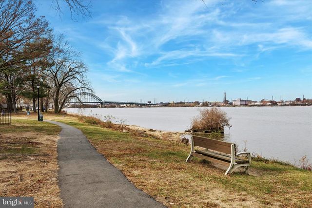 3003 HARBOUR DR, Palmyra, NJ 08065