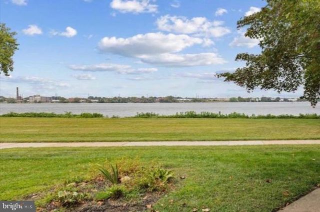 3003 HARBOUR DR, Palmyra, NJ 08065