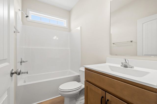 1134 W Business 9, Loris, SC 29569