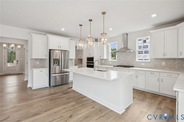 3909 Lyons Mill Ln, Glen Allen, VA 23059