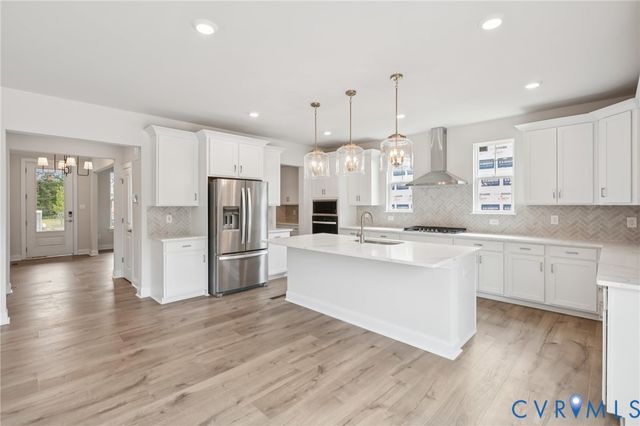 3909 Lyons Mill Ln, Glen Allen, VA 23059