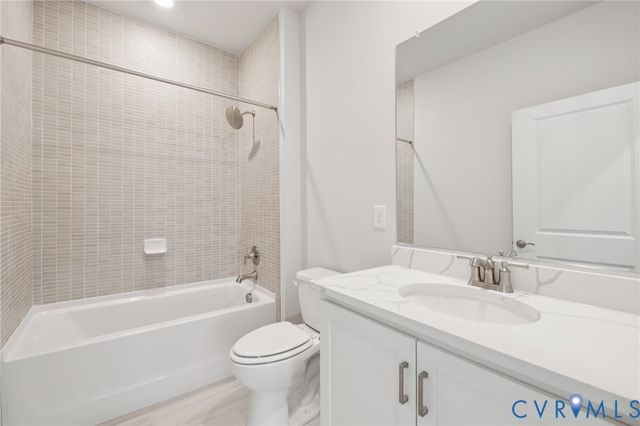 3909 Lyons Mill Ln, Glen Allen, VA 23059