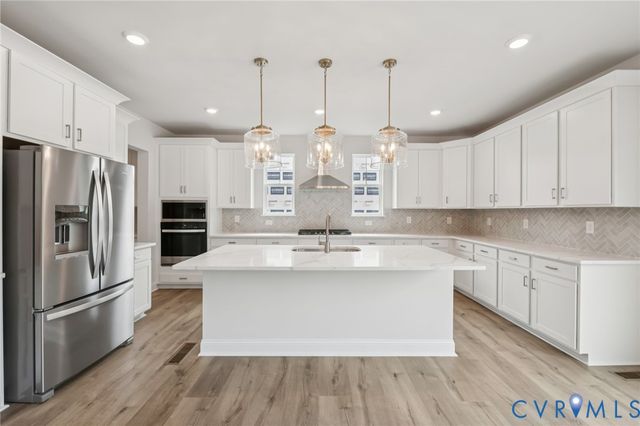 3909 Lyons Mill Ln, Glen Allen, VA 23059