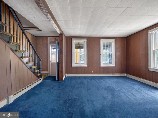 15845 KUTZTOWN RD, Maxatawny, PA 19538