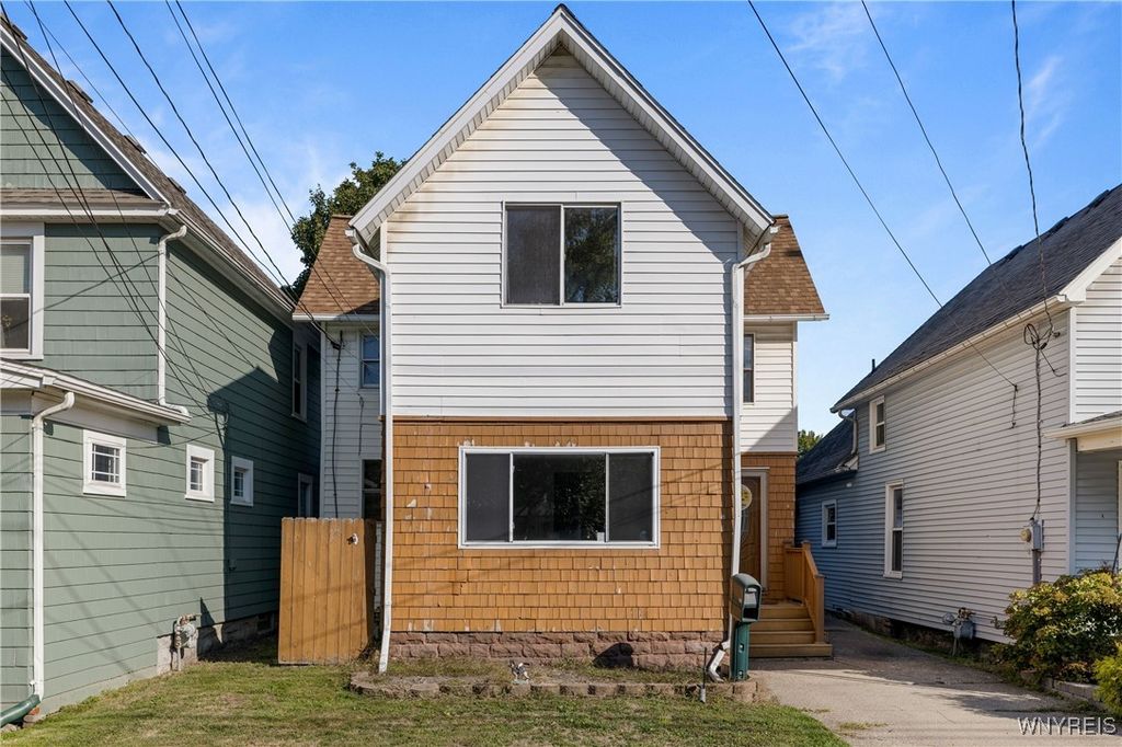196 Robinson Street, North Tonawanda, NY 14120
