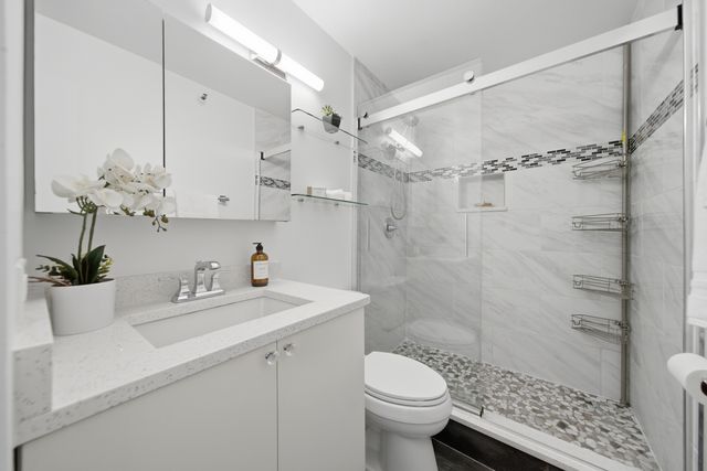 3660 N lake shore Drive 3903, Chicago, IL 60613