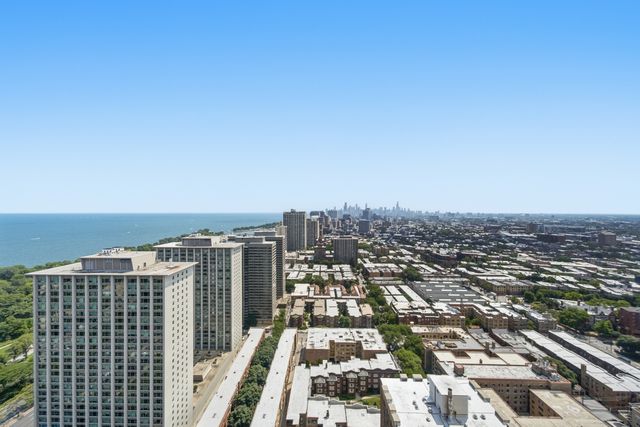 3660 N lake shore Drive 3903, Chicago, IL 60613