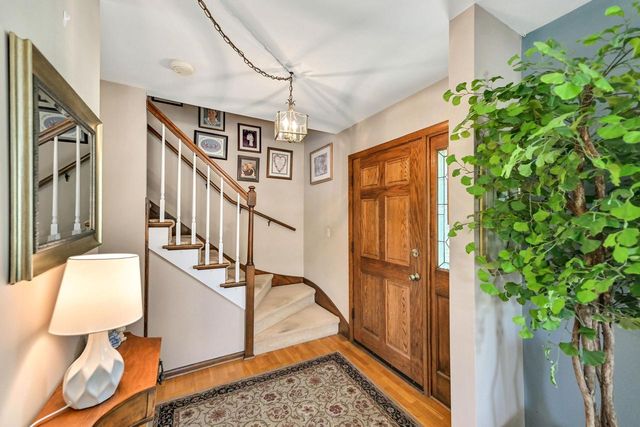 6530 S 116th STREET, Franklin, WI 53132