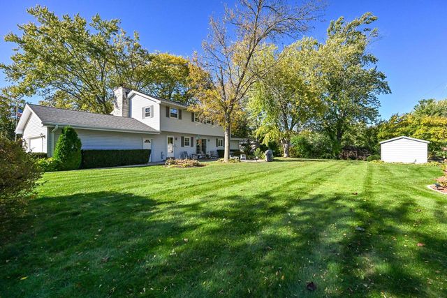 6530 S 116th STREET, Franklin, WI 53132