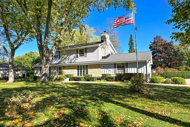 6530 S 116th STREET, Franklin, WI 53132