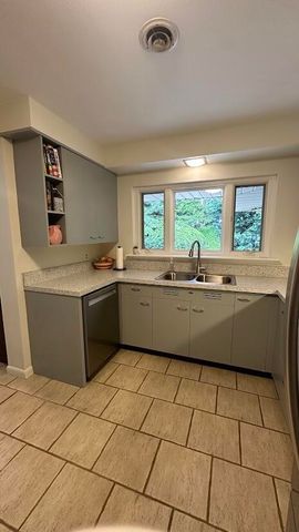 1801 Kingsbury Avenue, La Porte, IN 46350