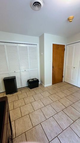 1801 Kingsbury Avenue, La Porte, IN 46350