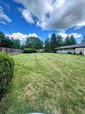 1801 Kingsbury Avenue, La Porte, IN 46350