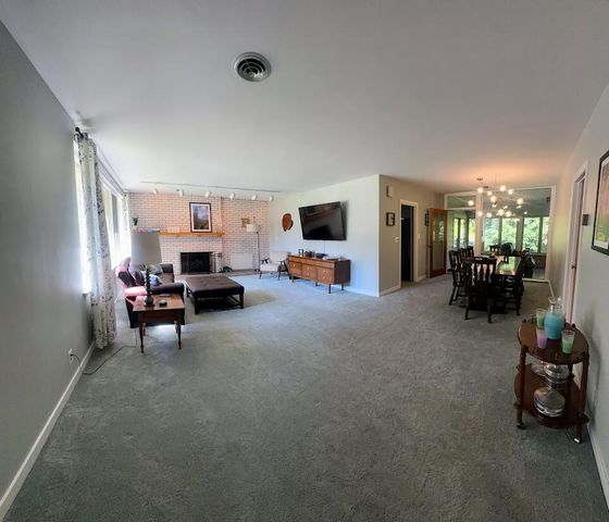 1801 Kingsbury Avenue, La Porte, IN 46350