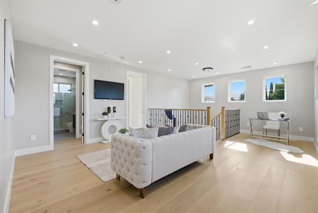 1001 Audrey Avenue, Campbell, CA 95008