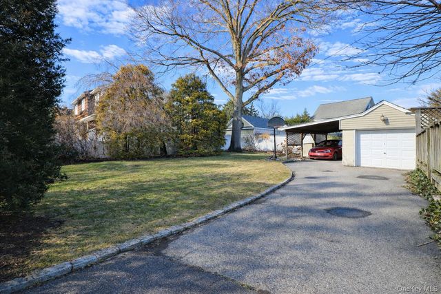 226 N Forest Avenue, Rockville Centre, NY 11570