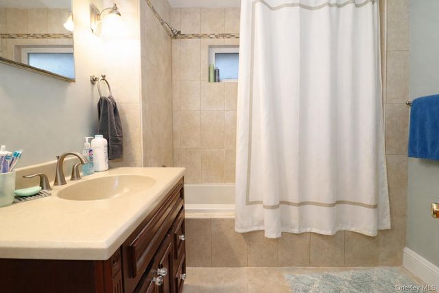 226 N Forest Avenue, Rockville Centre, NY 11570