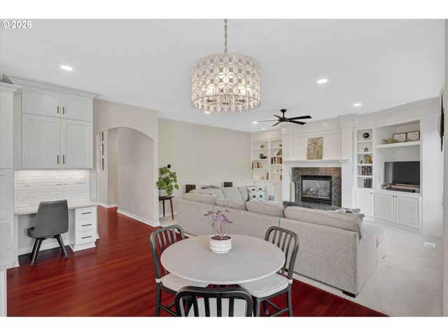 14017 Nw GREENWOOD Dr, Portland, OR 97229