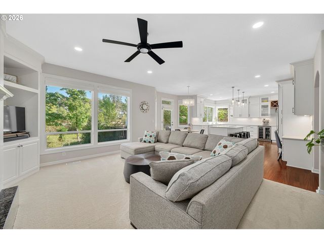 14017 Nw GREENWOOD Dr, Portland, OR 97229