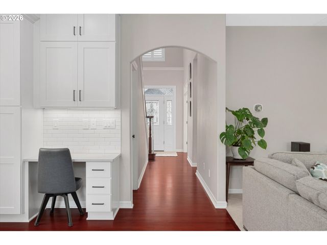 14017 Nw GREENWOOD Dr, Portland, OR 97229