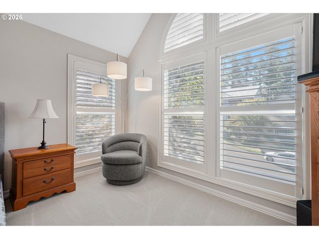 14017 Nw GREENWOOD Dr, Portland, OR 97229