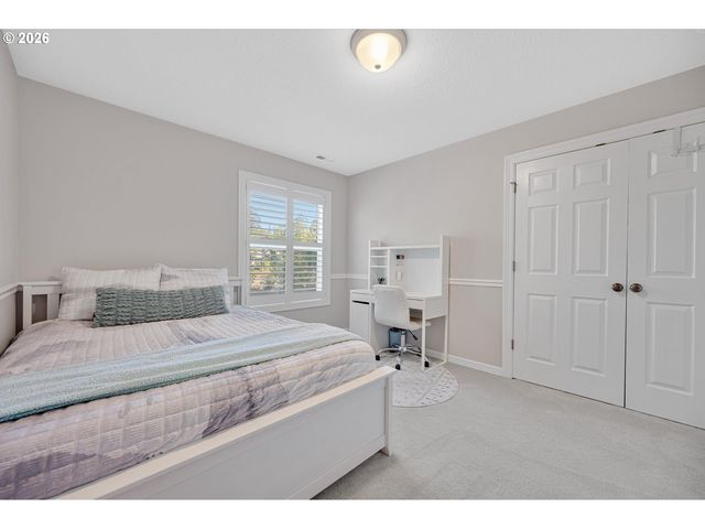 14017 Nw GREENWOOD Dr, Portland, OR 97229