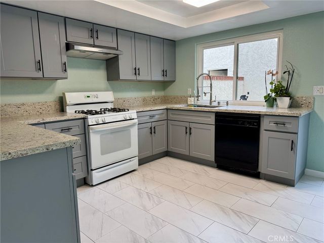 810 S San Carlos Court, San Dimas, CA 91773