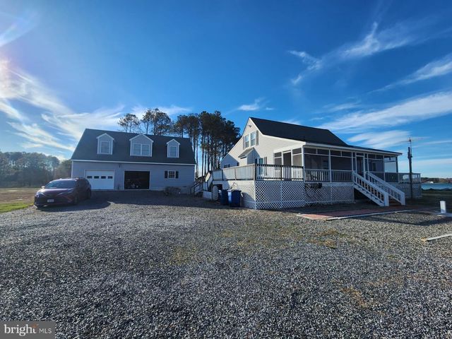 1887 POINT BREEZE DR, Hudgins, VA 23076