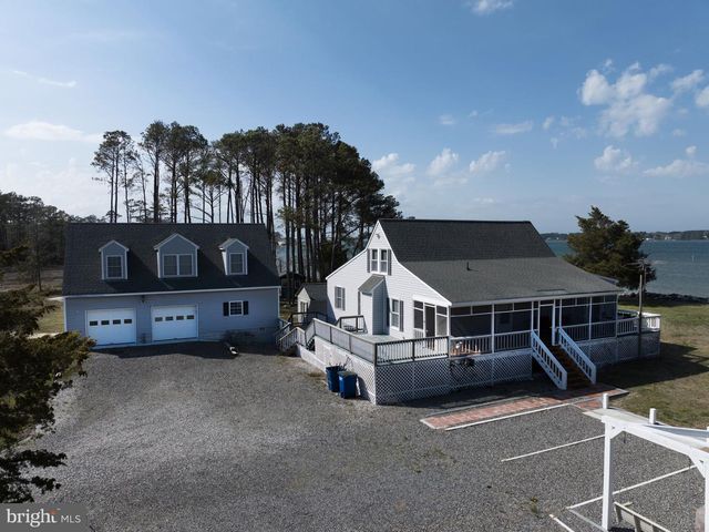 1887 POINT BREEZE DR, Hudgins, VA 23076